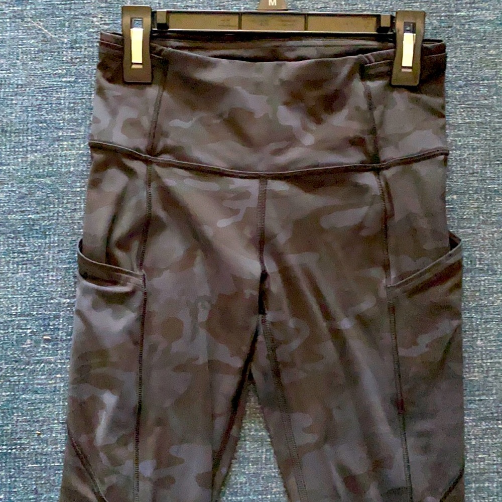 Lululemon leggings.